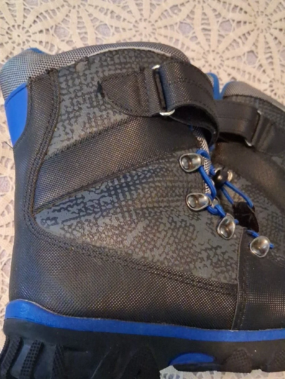 DSG Kids Blue and Black Winter Boots with Hook-and-Loop Strap